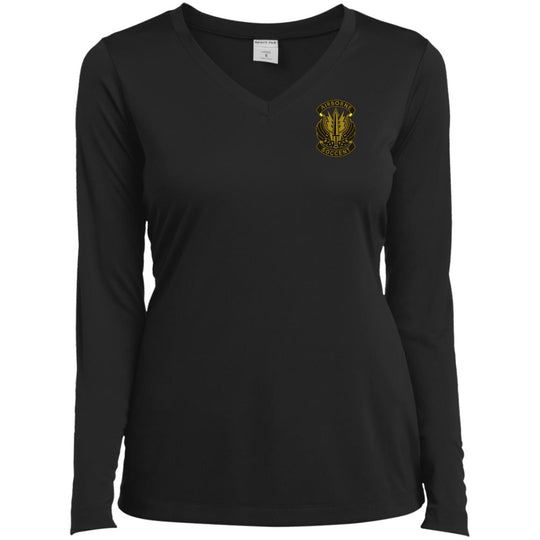 Womens Moisture-Wicking Long Sleeve Tee